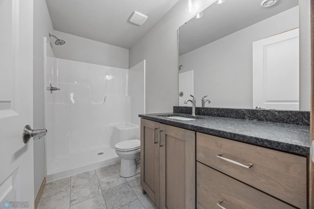 1045 61st Avenue W, West Fargo, ND 58078