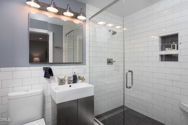 2508 W Club Boulevard, Durham, NC 27705