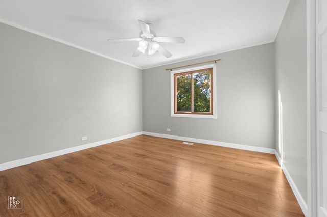 154 Saddle Brook Drive, Oak Brook, IL 60523