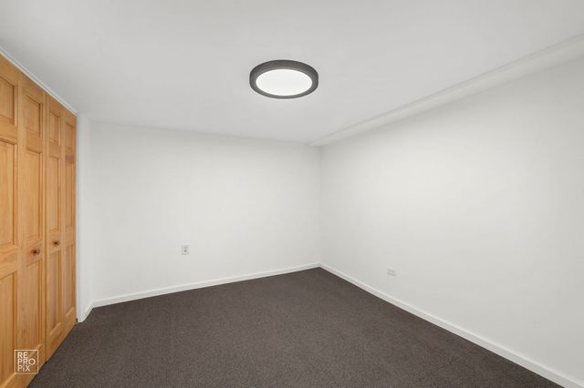 154 Saddle Brook Drive, Oak Brook, IL 60523