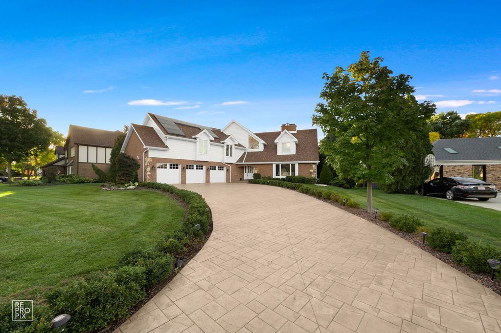 154 Saddle Brook Drive, Oak Brook, IL 60523 — photo 4