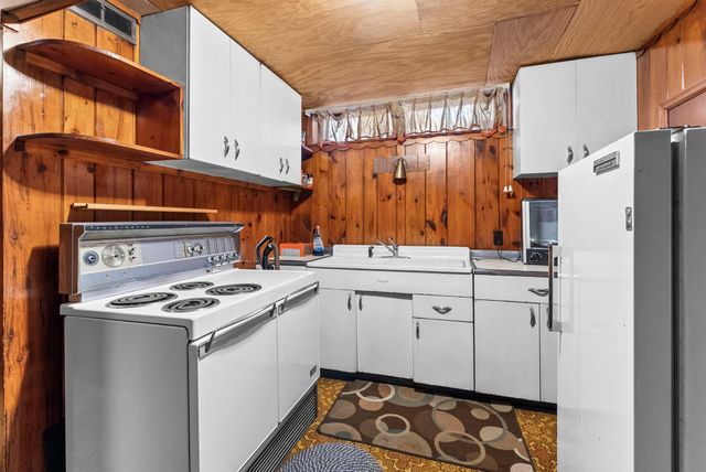 810 4th Avenue SW, Pine City, MN 55063
