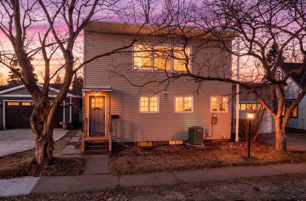 810 4th Avenue SW, Pine City, MN 55063
