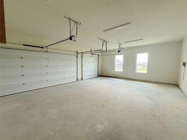 204 Slimp Bluff, Azle, TX 76020