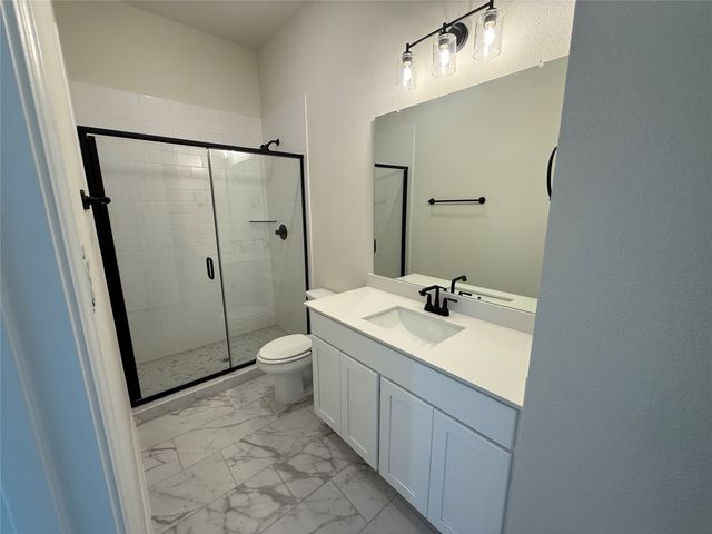 204 Slimp Bluff, Azle, TX 76020