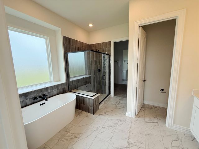 204 Slimp Bluff, Azle, TX 76020