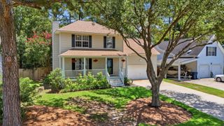 124 Apache Drive, Summerville, SC 29483