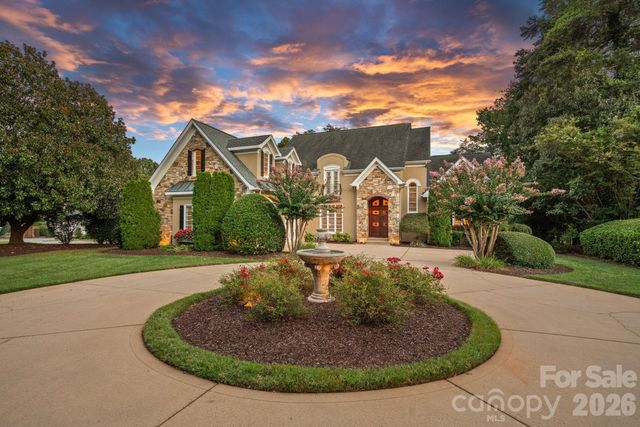 18350 Invergordon Lane, Cornelius, NC 28031