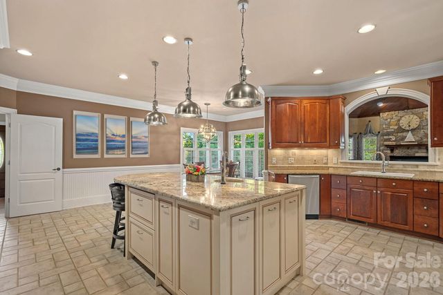 18350 Invergordon Lane, Cornelius, NC 28031