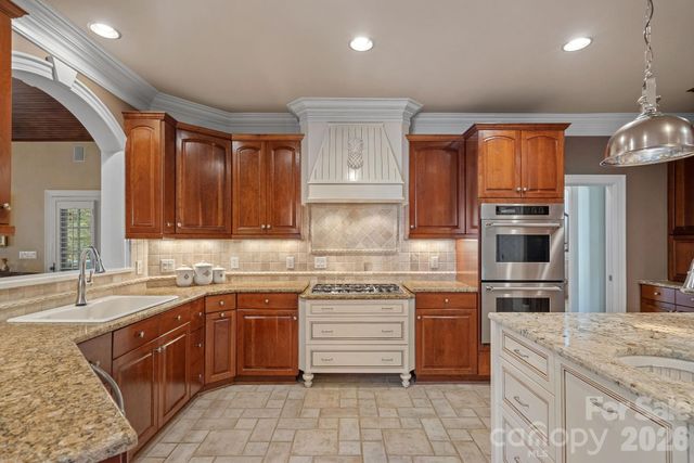 18350 Invergordon Lane, Cornelius, NC 28031