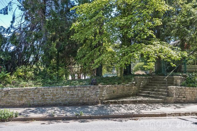87 Hillside Street, Asheville, NC 28801