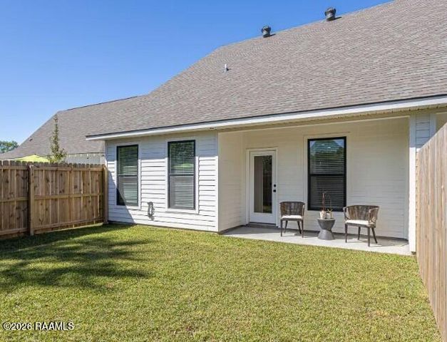 109 Foster Grove Drive, Youngsville, LA 70592