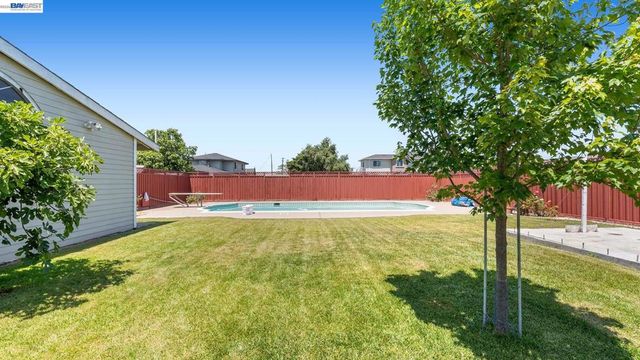 2511 W Avenue 130th, San Leandro, CA 94577
