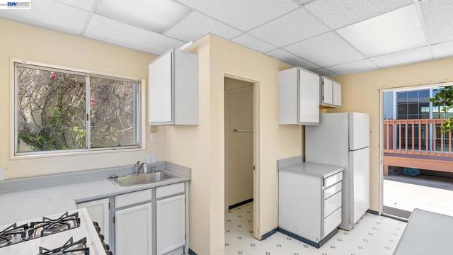 2511 W Avenue 130th, San Leandro, CA 94577