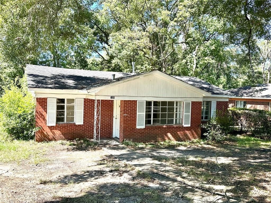 1406 Boudousquie Street, Mobile, AL 36605 — exterior