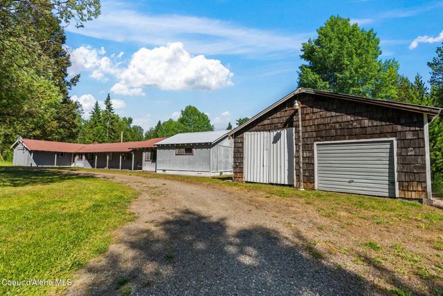 5961 Blacktail Rd, Careywood, ID 83809