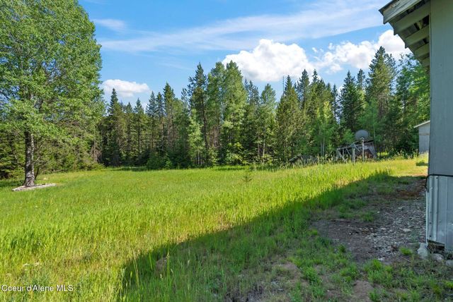 5961 Blacktail Rd, Careywood, ID 83809