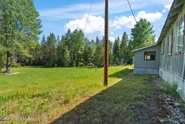 5961 Blacktail Rd, Careywood, ID 83809
