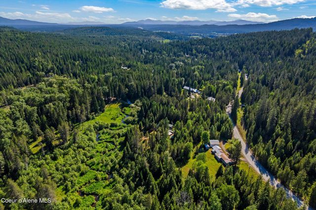5961 Blacktail Rd, Careywood, ID 83809