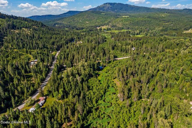 5961 Blacktail Rd, Careywood, ID 83809