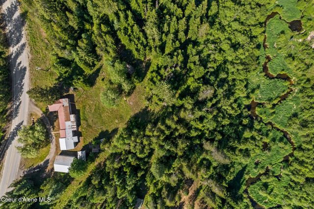 5961 Blacktail Rd, Careywood, ID 83809