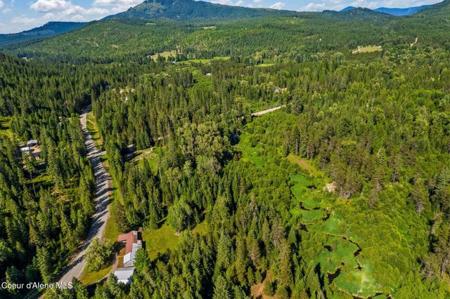 5961 Blacktail Rd, Careywood, ID 83809