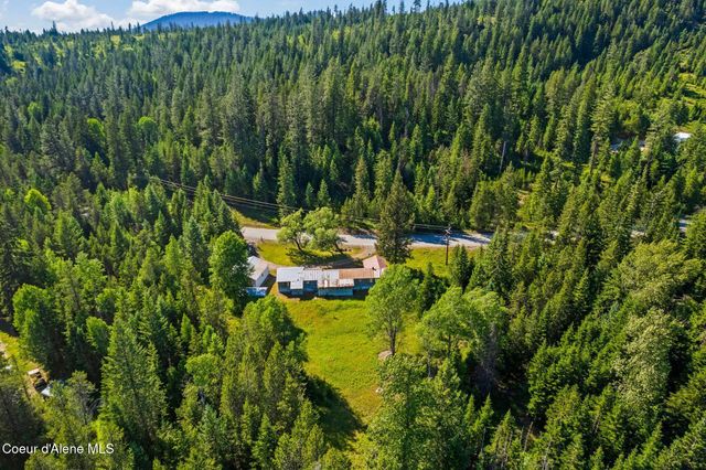 5961 Blacktail Rd, Careywood, ID 83809