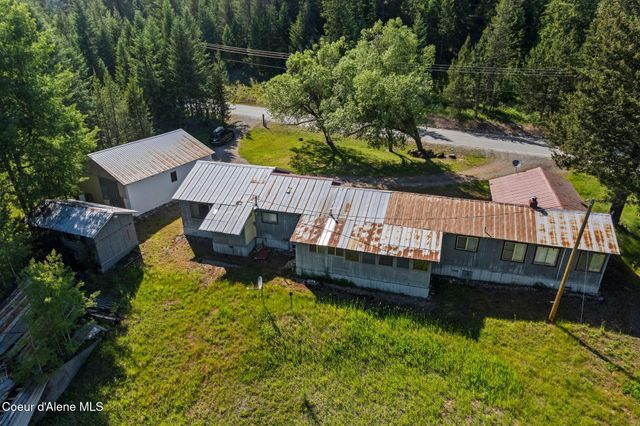 5961 Blacktail Rd, Careywood, ID 83809