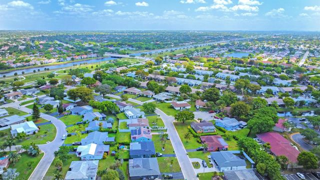 8202 NW 100th Drive, Tamarac, FL 33321