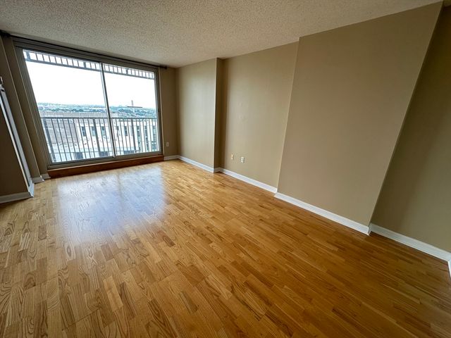 10 Museum Way 2027, Cambridge, MA 02141