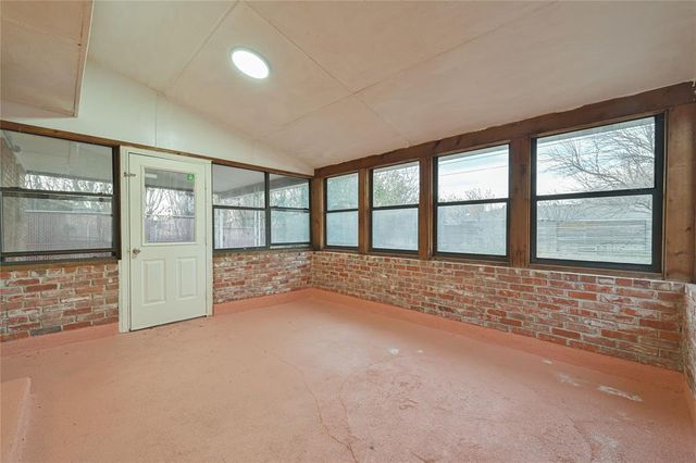 1133 W Peebly Drive, Midwest City, OK 73110