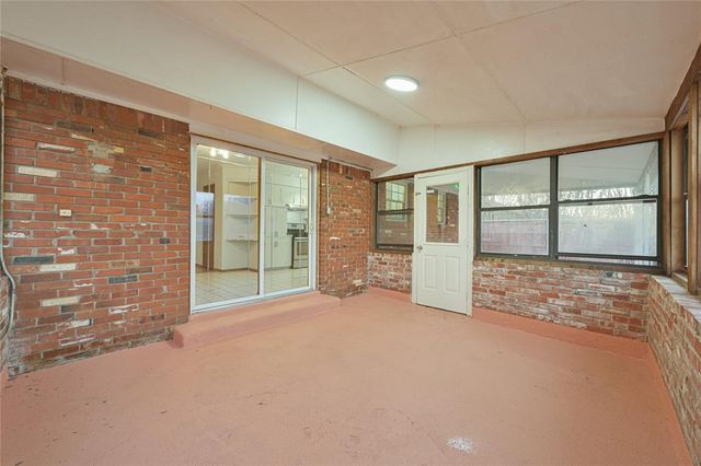 1133 W Peebly Drive, Midwest City, OK 73110