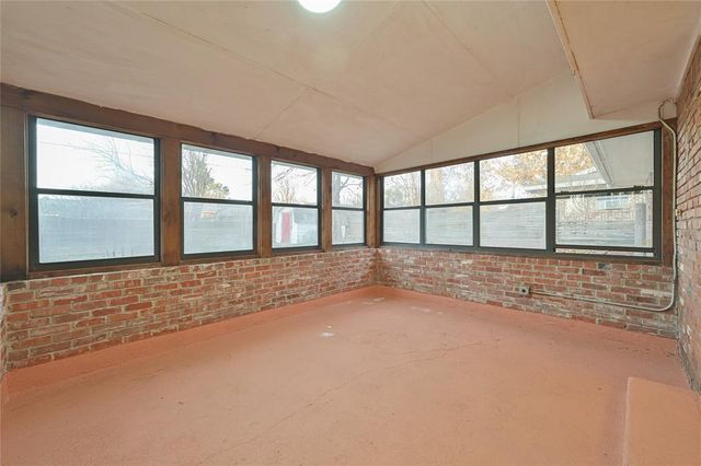 1133 W Peebly Drive, Midwest City, OK 73110