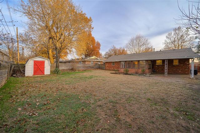 1133 W Peebly Drive, Midwest City, OK 73110