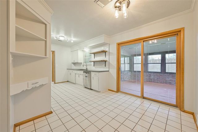 1133 W Peebly Drive, Midwest City, OK 73110