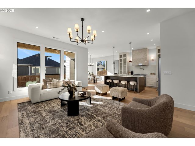 8012 Ne 172ND Ave, Vancouver, WA 98682