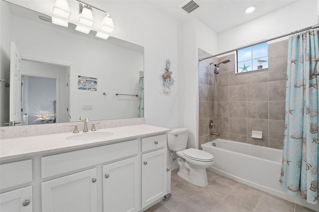 10212 STAGGERBUSH DRIVE 202, Venice, FL 34293