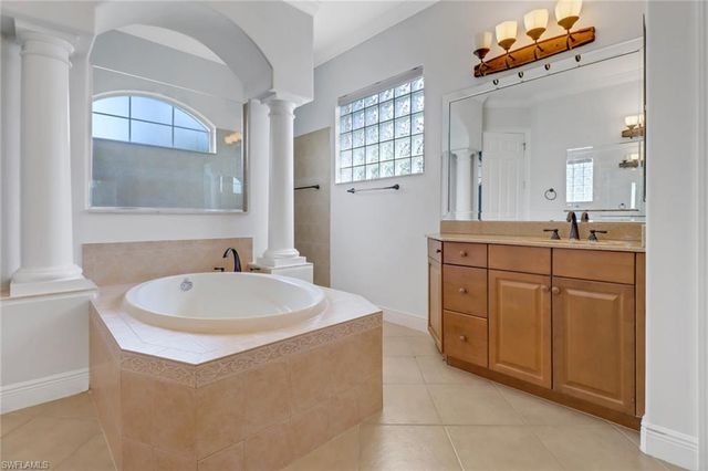 11128 Sierra Palm CT, Fort Myers, FL 33966