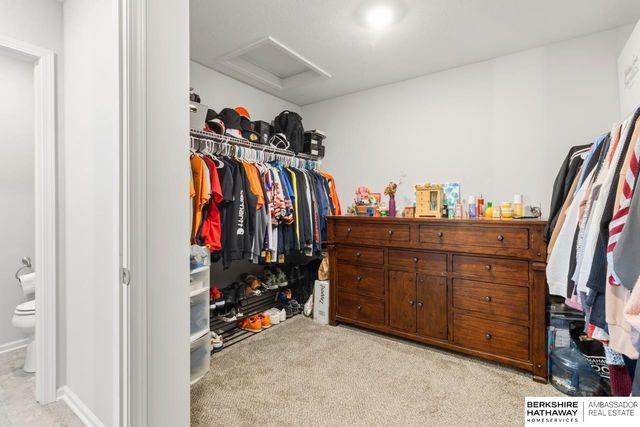 4112 S 213 Street, Elkhorn, NE 68022
