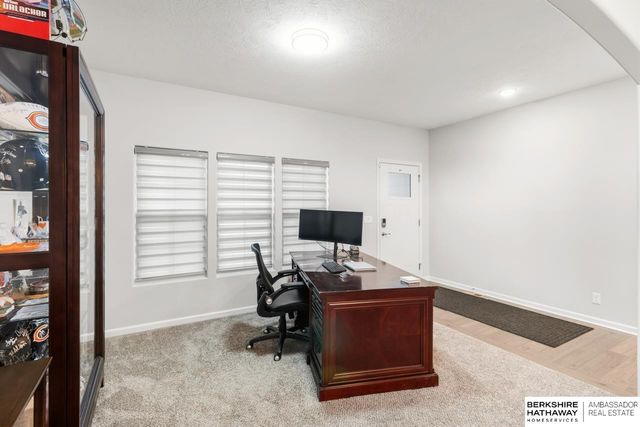 4112 S 213 Street, Elkhorn, NE 68022
