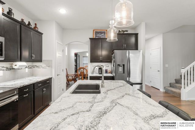 4112 S 213 Street, Elkhorn, NE 68022