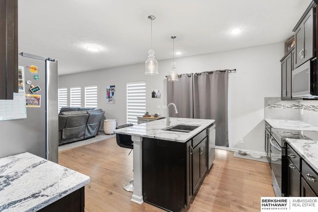4112 S 213 Street, Elkhorn, NE 68022