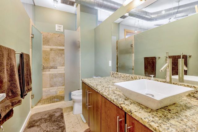 1237 Vine Street, Cincinnati, OH 45202