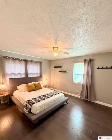 3208 9th Avenue, Kearney, NE 68845
