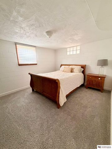 3208 9th Avenue, Kearney, NE 68845