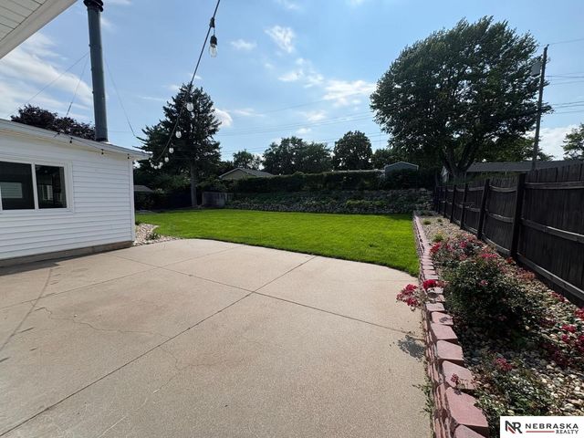 3208 9th Avenue, Kearney, NE 68845