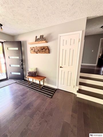 3208 9th Avenue, Kearney, NE 68845