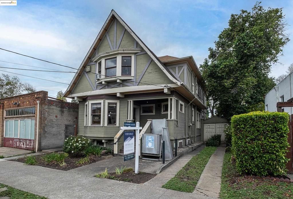 3050 Shattuck, Berkeley, CA 94705