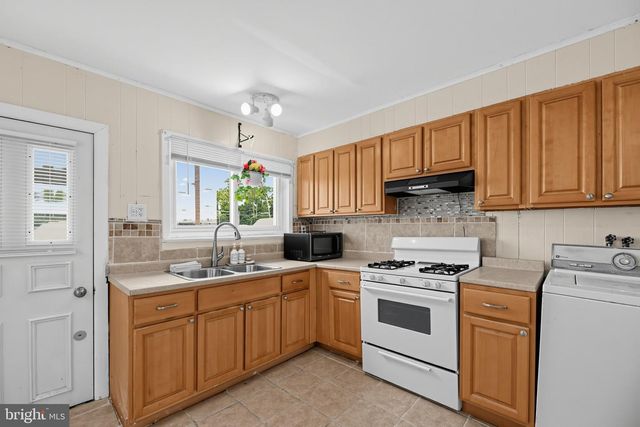 1029 ORTHODOX ST, Philadelphia, PA 19124
