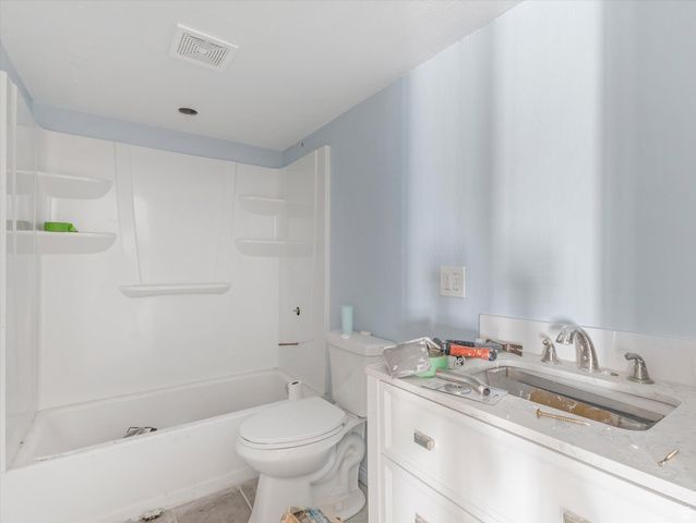 1038 W MERIDIAN DR, Saratoga Springs, UT 84045